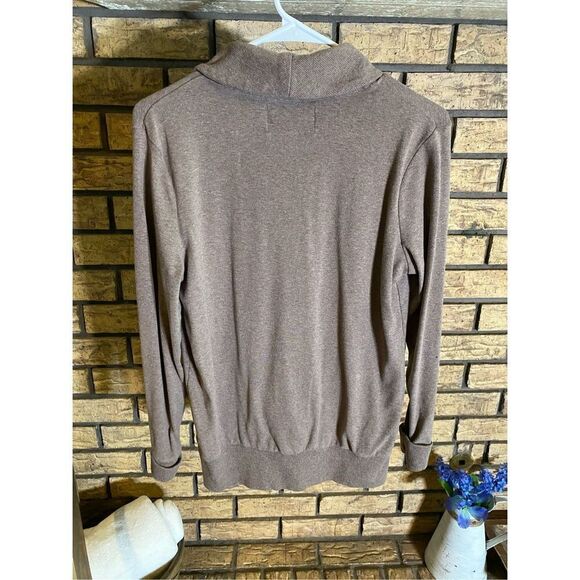 Banana Republic V-Neck Sweater‎ - Picture 2 of 5